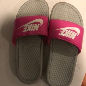 Nike slides